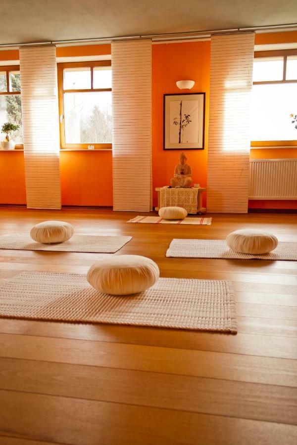 Qi Gong Haus Apartment Rossdorf  Bagian luar foto